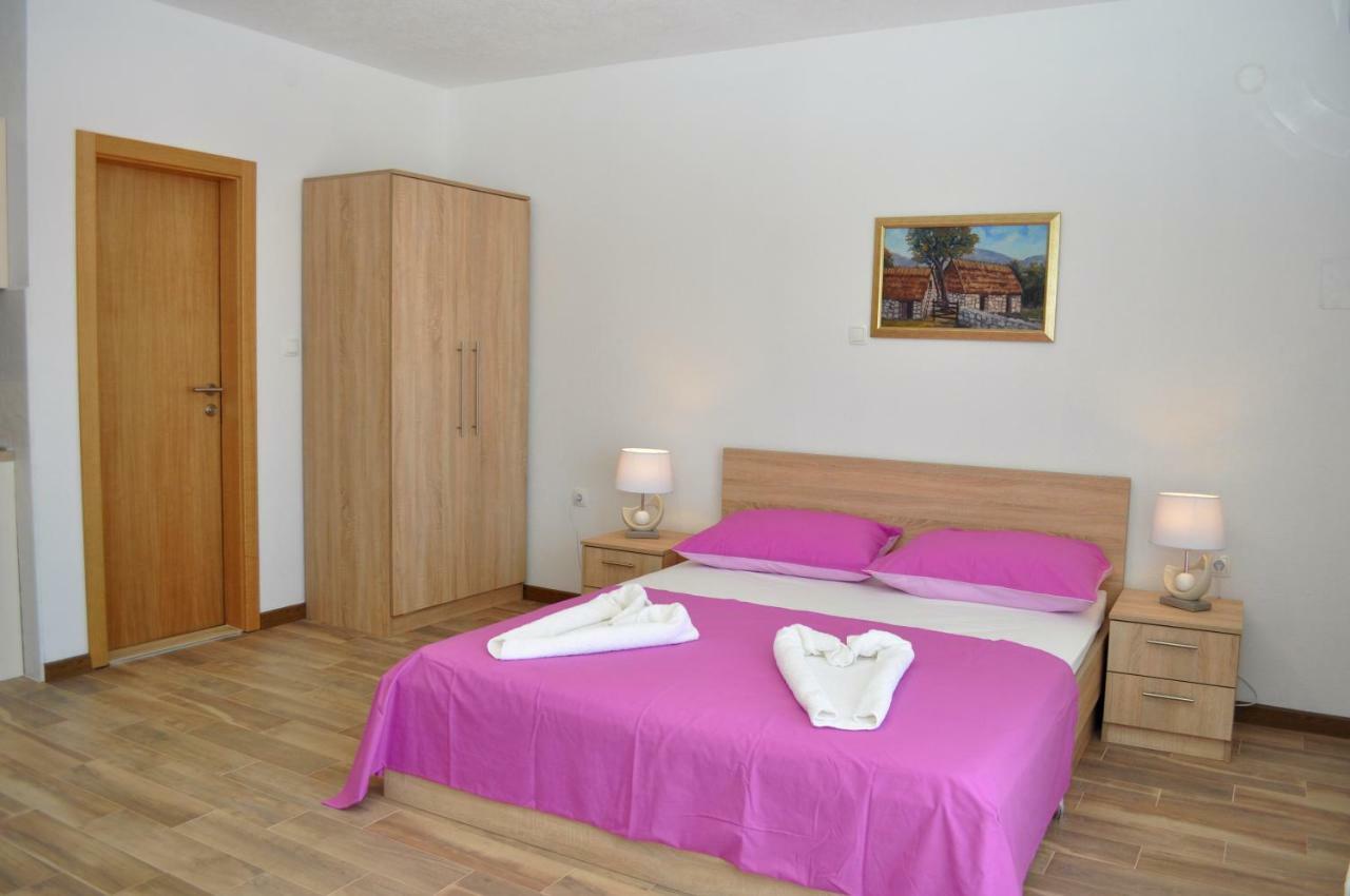 Apartment Ljubica Ljuban Makarska Exterior foto